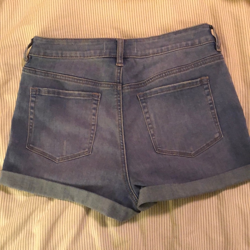 NWOT- Pacsun jean shorts 💙 - Picture 2 of 3